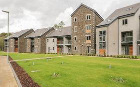 Leven Reach